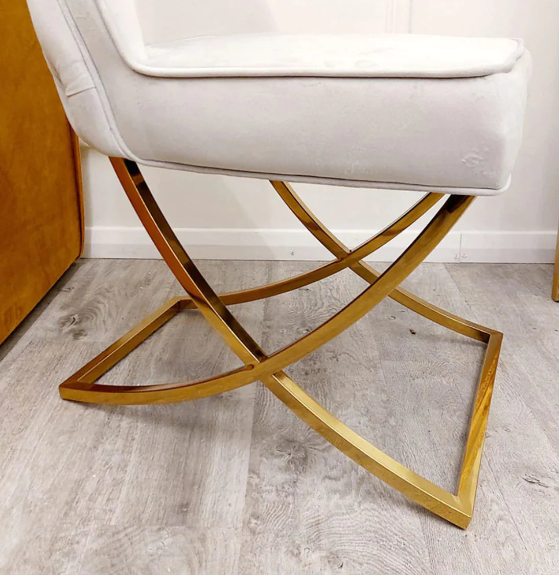 Sandhurst X Leg & Cross Leg Dining Chair In Gold