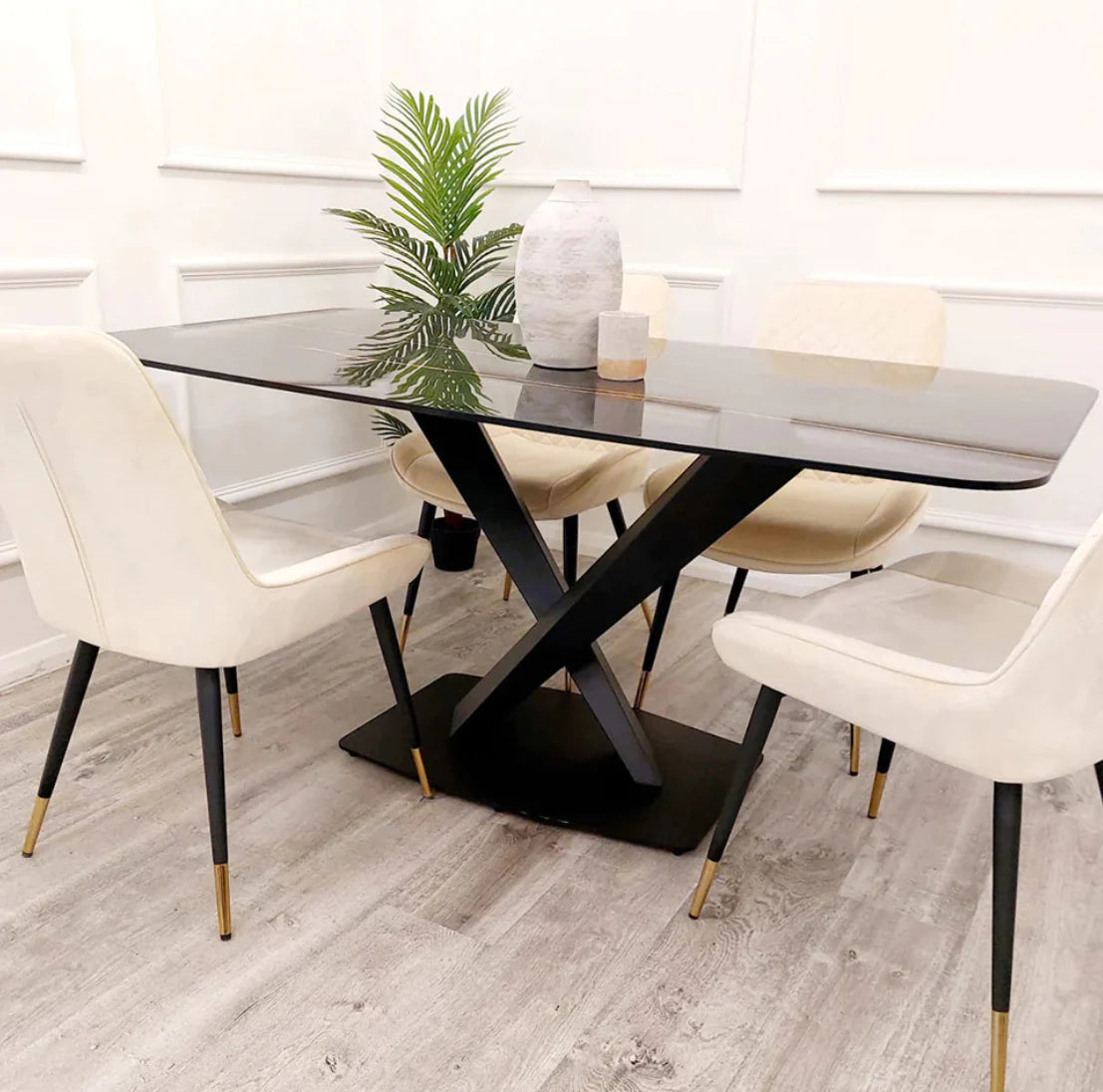 Apollo 1.6 Black Dining Table With Black Sintered Stone