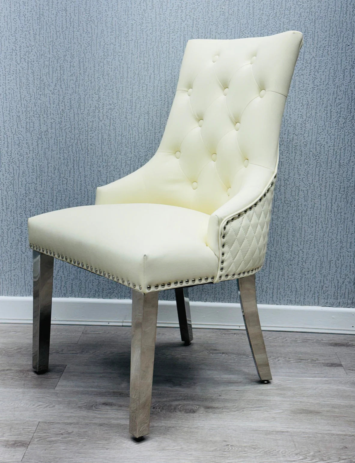 Majestic Cream PU Leather Chair Lion Knocker