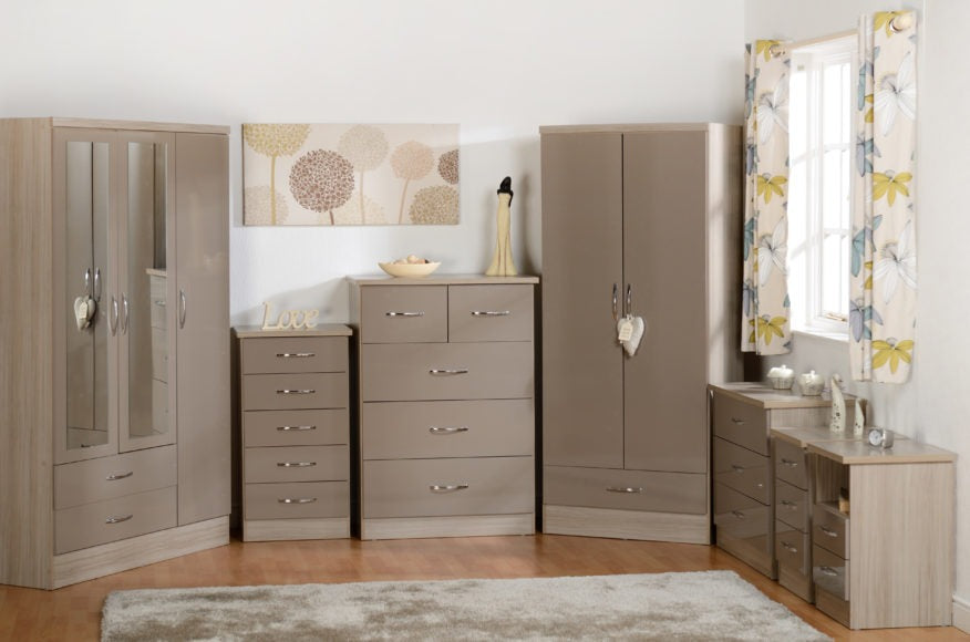 Nevada 3 Drawer Bedside