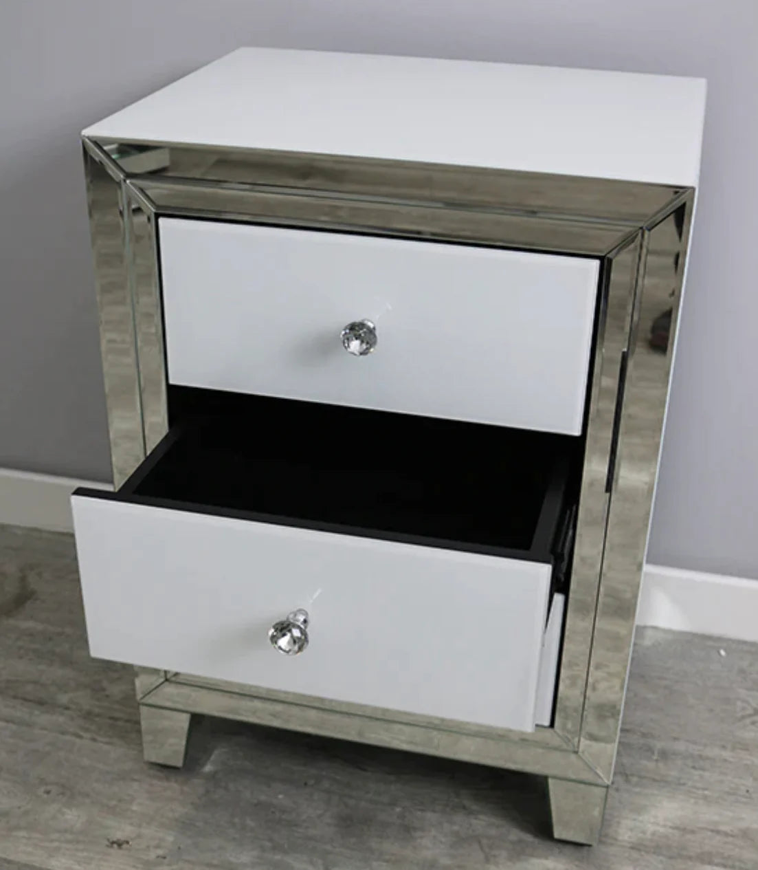 BIANCO THREE DRAWER BEDSIDE UNIT