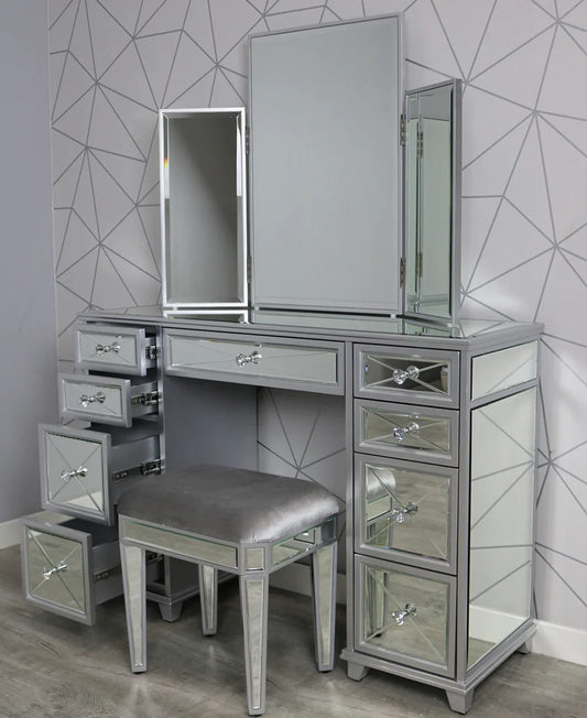 SALTIRE DRESSING TABLE SET